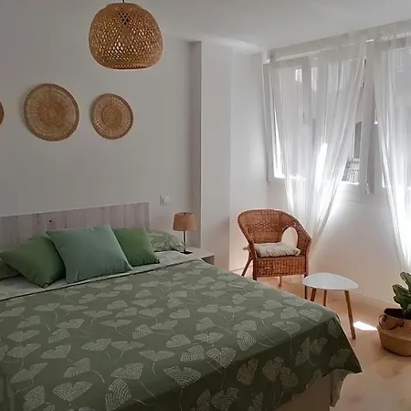 Apartment El Palo Cosy, 200 M From The Beach Malaga
