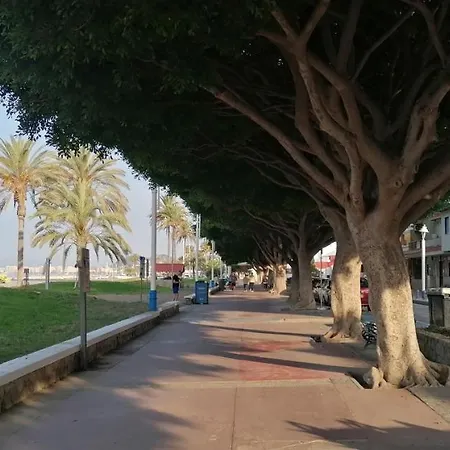 El Palo Cosy, 200 M From The Beach * Malaga