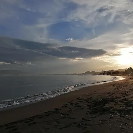 El Palo Cosy, 200 M From The Beach Апартаменты *